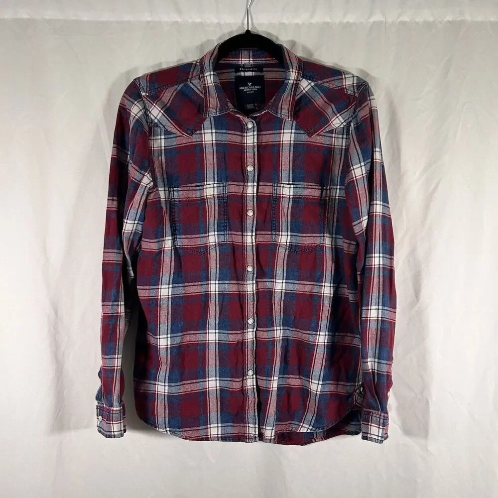 American Eagle Flannel Shirt Women's Small Blue Red Pearl Snap Boyfriend Long Sl